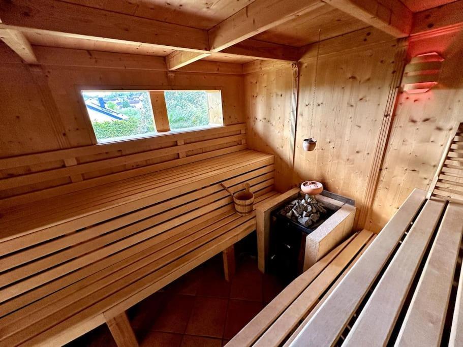 Apartment Joelle Mit Sauna, Schwimmteich Und Gym *