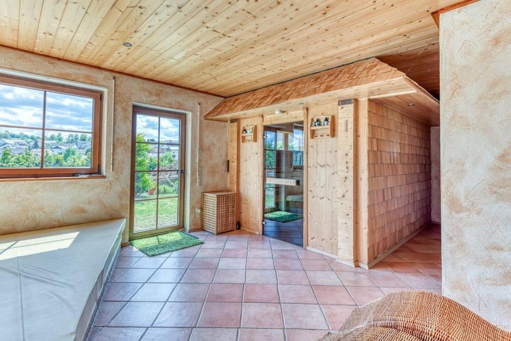 Joelle Mit Sauna, Schwimmteich Und Gym Erbach (Odenwaldkreis)