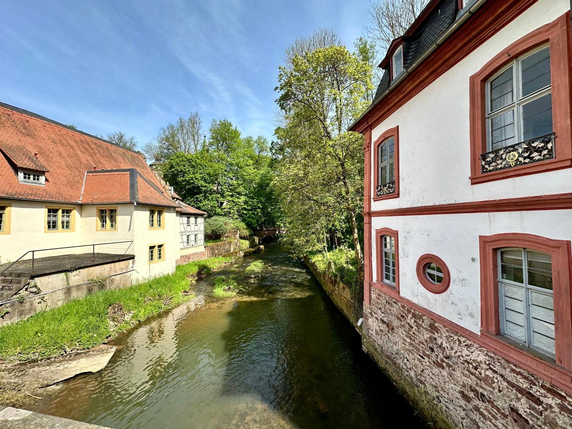 Joelle Mit Sauna, Schwimmteich Und Gym Apartment